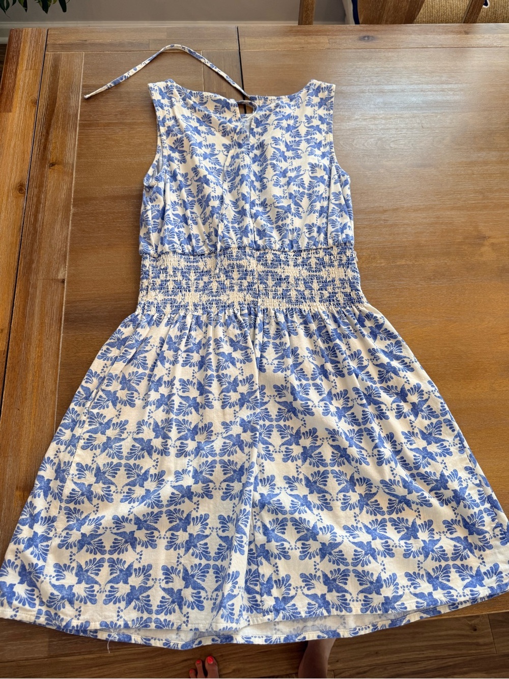 Universal Thread Blue and White Floral Dress Top